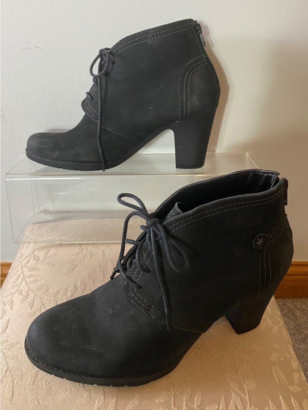 Rockport Black Leather Lace-Up Chunky Ankle Booties 8.5M